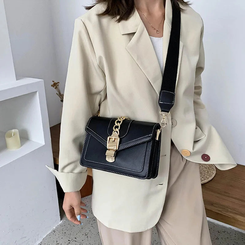 Fashion Women Chain Crossbody Bag Leisure Splice Small Square Shoulder Bag Luxury Design Messenger Bag Travel Purse and Handbag