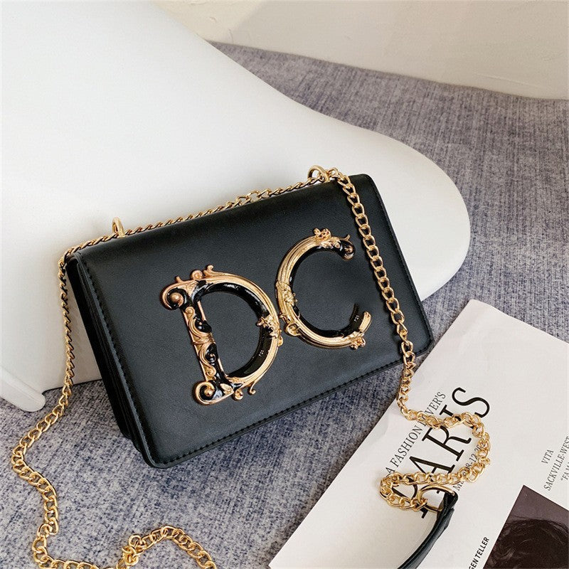 Fashion Trend Women's Crossbody Bag Armpit Classic PU Leather Women's Shoulder Bag Square Flip Small Square Bag