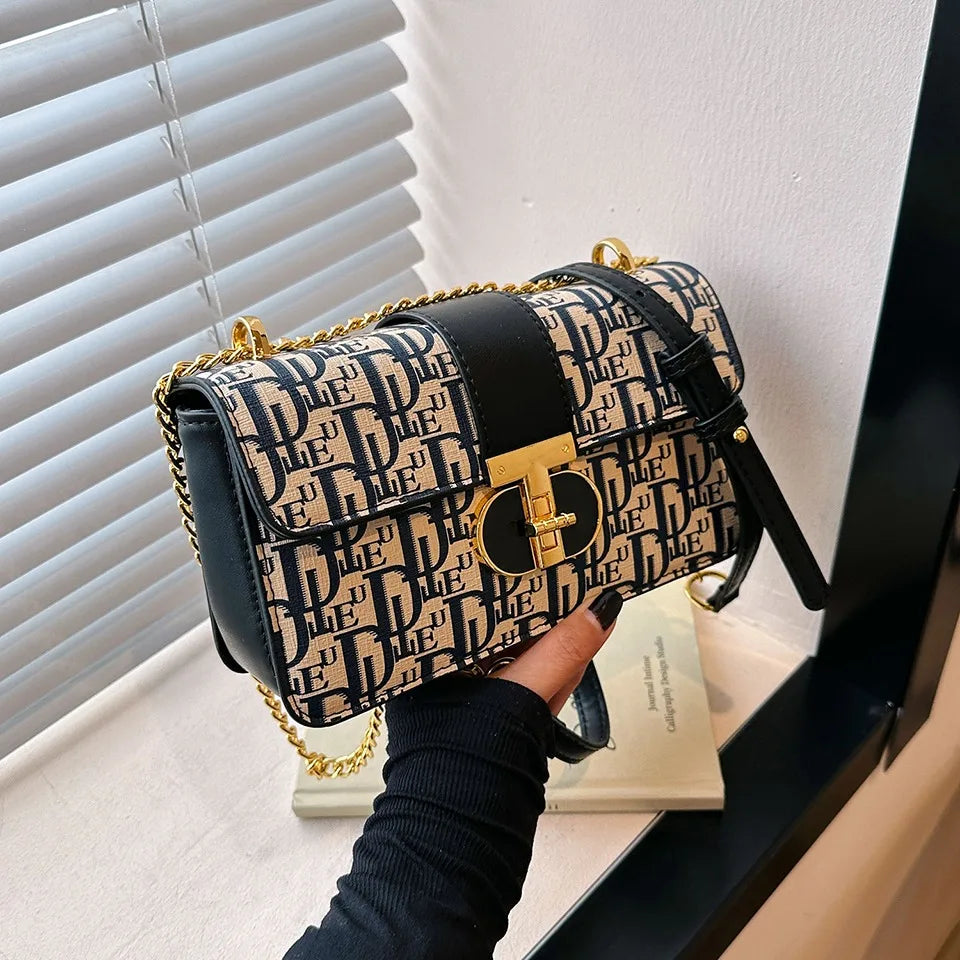 Letter Print Lock Luxury handbags Women Shoulder Bags Designer Crossbody Purses Handbag Chain Strap Clutch Bag 2025 New Small