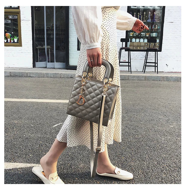 New Fashion Luxury Design Tote Bags for Women Handbags Ladies Shoulder Bags Trending Lingge Chain Crossbody Bag and Purse