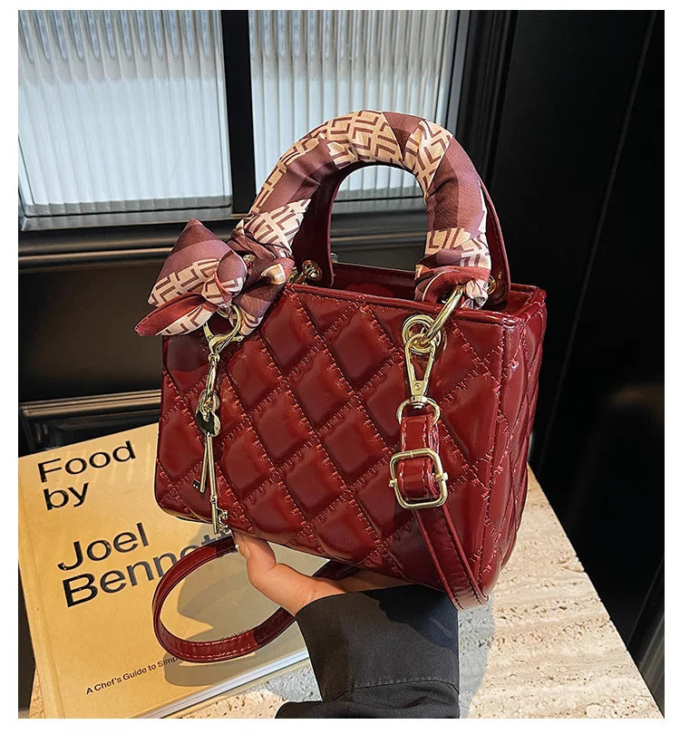 Small And Niche High-End Lurxury Handbag For Women 2024 Fashionable New Diamond Grid Handbag, Single Shoulder Crossbody Bag