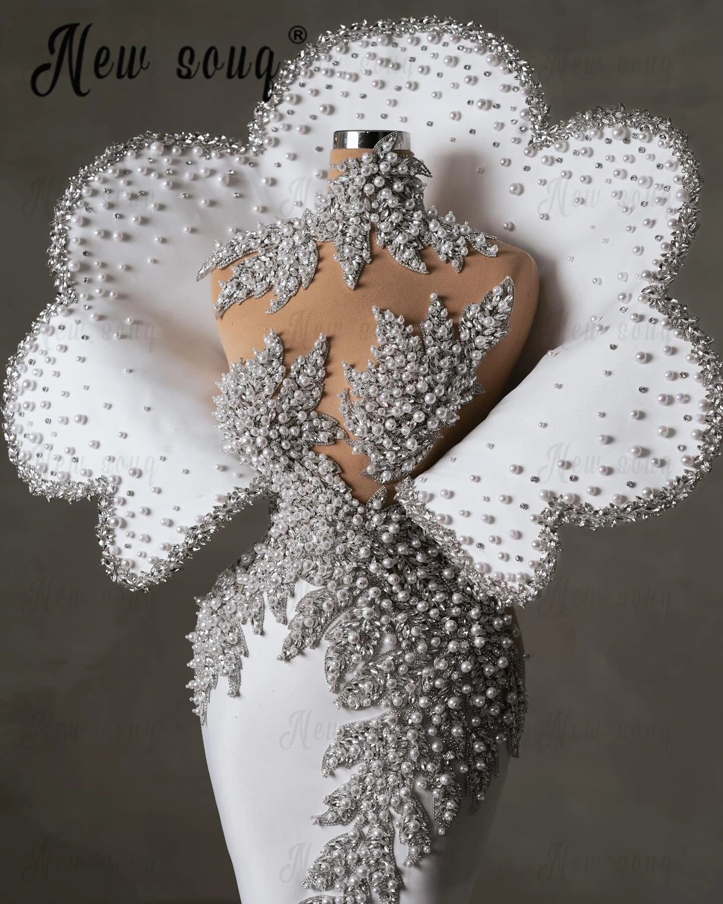 New White Heavy Luxury Evening Dress 2024 Hochzeitskleid With 3D Leaf Design Ladies Dresses For Special Occasions Customized