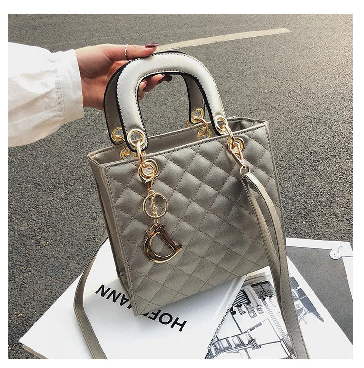 New Fashion Luxury Design Tote Bags for Women Handbags Ladies Shoulder Bags Trending Lingge Chain Crossbody Bag and Purse
