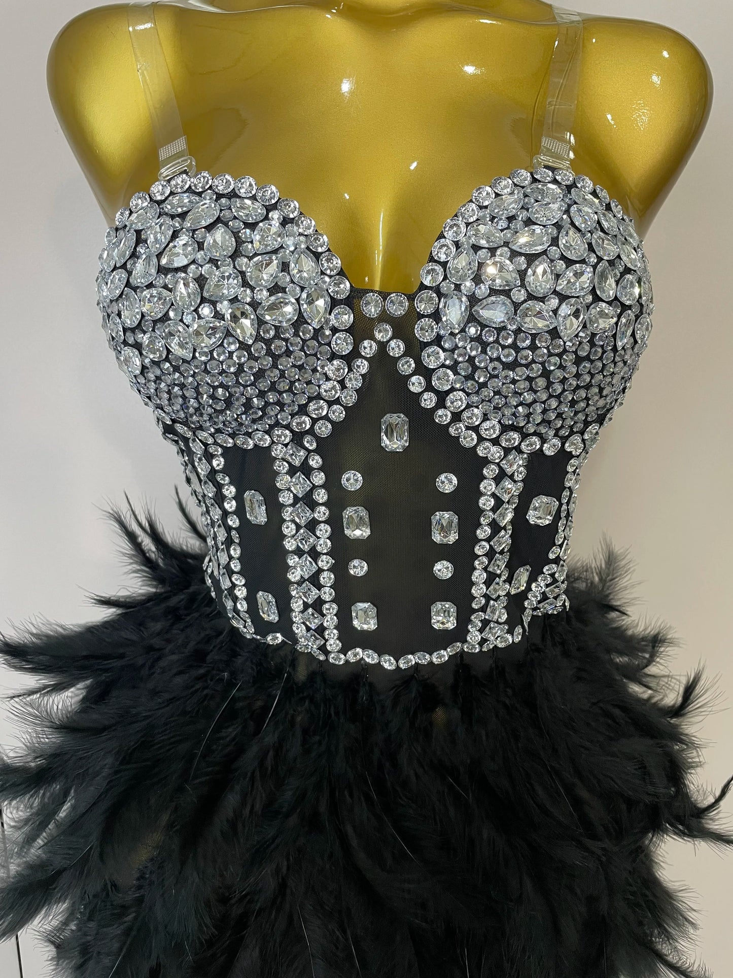 Stock 2025 Women Sexy Sparkly Rhinestone Mesh Feather Long Dress Elegant Evening Party Celebrate Birthday Performance Costume
