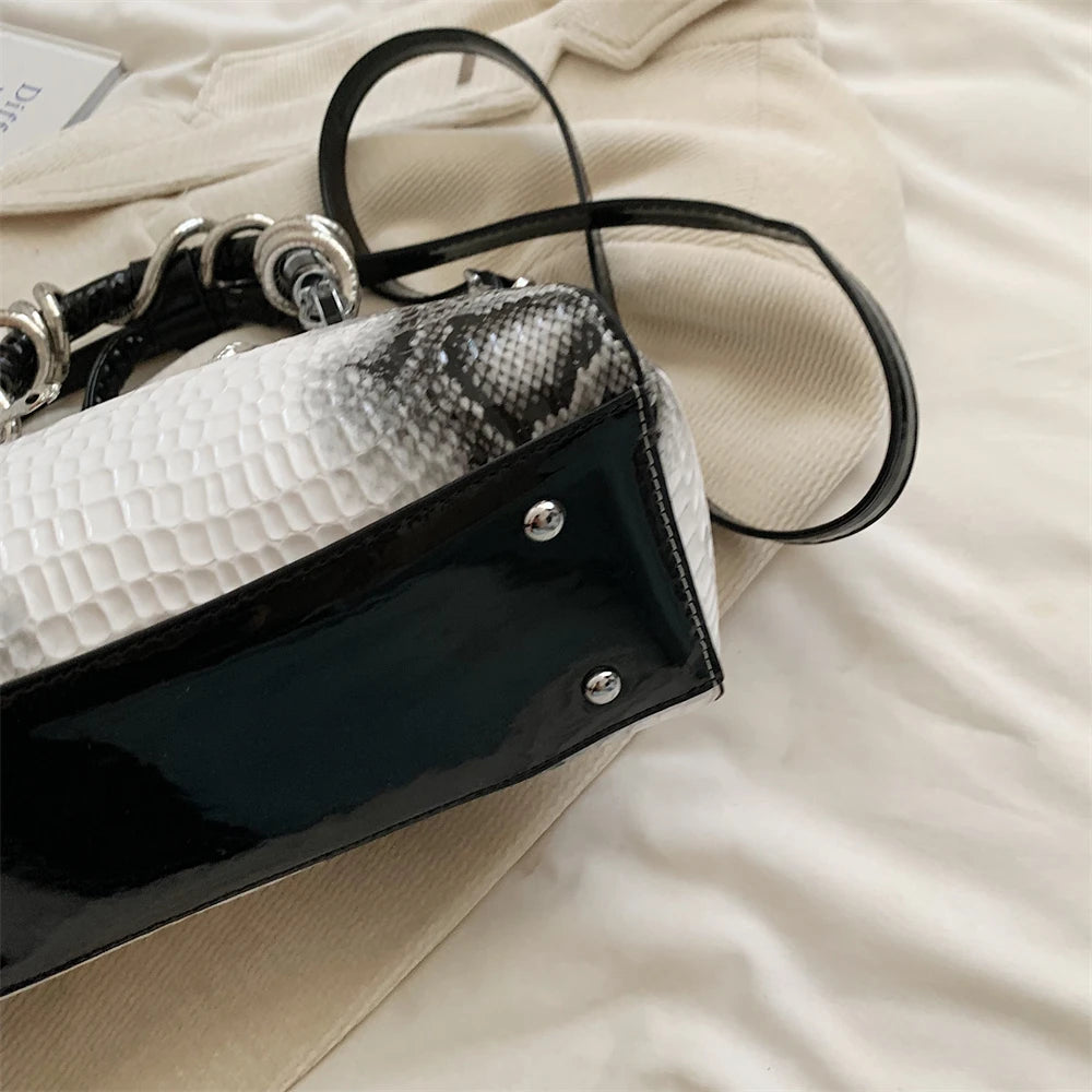 MOODS Designer Luxury Bags For Women Crocodile Pattern Top-handle Shell Bag With Snake Hardware Wild Shoulder Crossbody Handbags