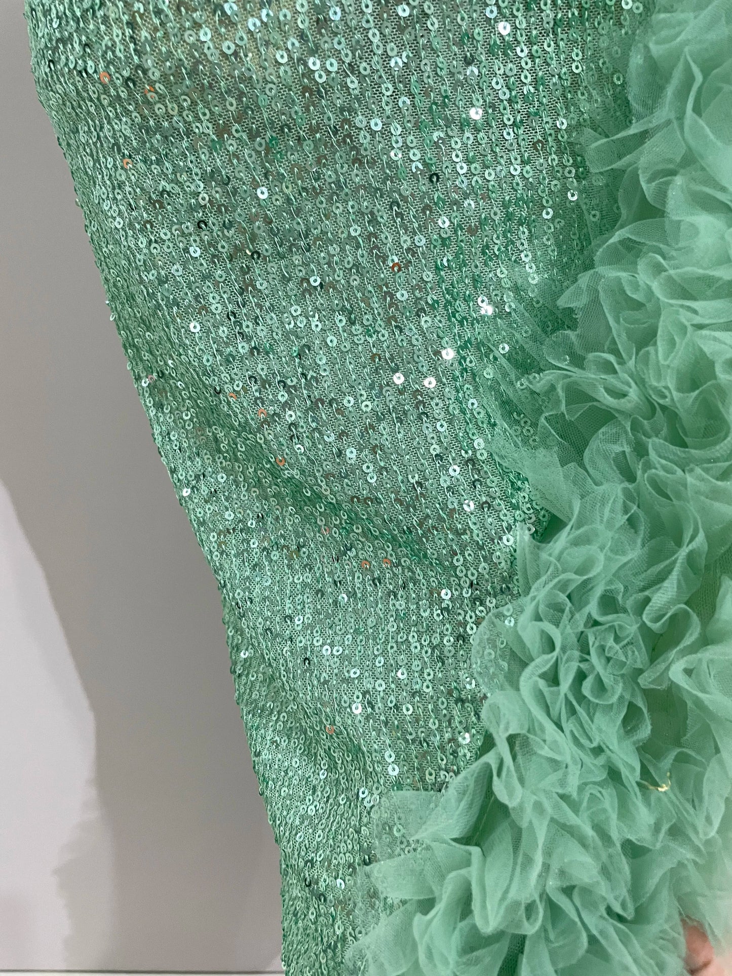 2025 Women White Sequins Top Short Skirt Two Pieces Set Sexy Celebrate Evening Prom Birthday Dress Nightclub Stage Outfit