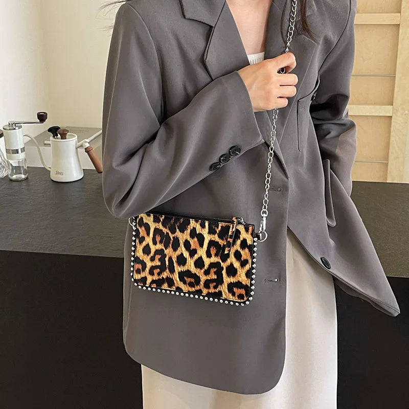 Solid color Design Crossbody Bags For Women Fashion Chain Mobile Phone Purses Fashion Shoulder Messenger Bag Sac A Main Female