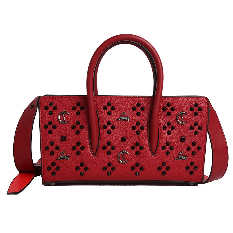 Fashion Women's Classic Luxury Brand Designs A High-quality Single-shoulder Bag That Is Personalized, Casual and Versatile.
