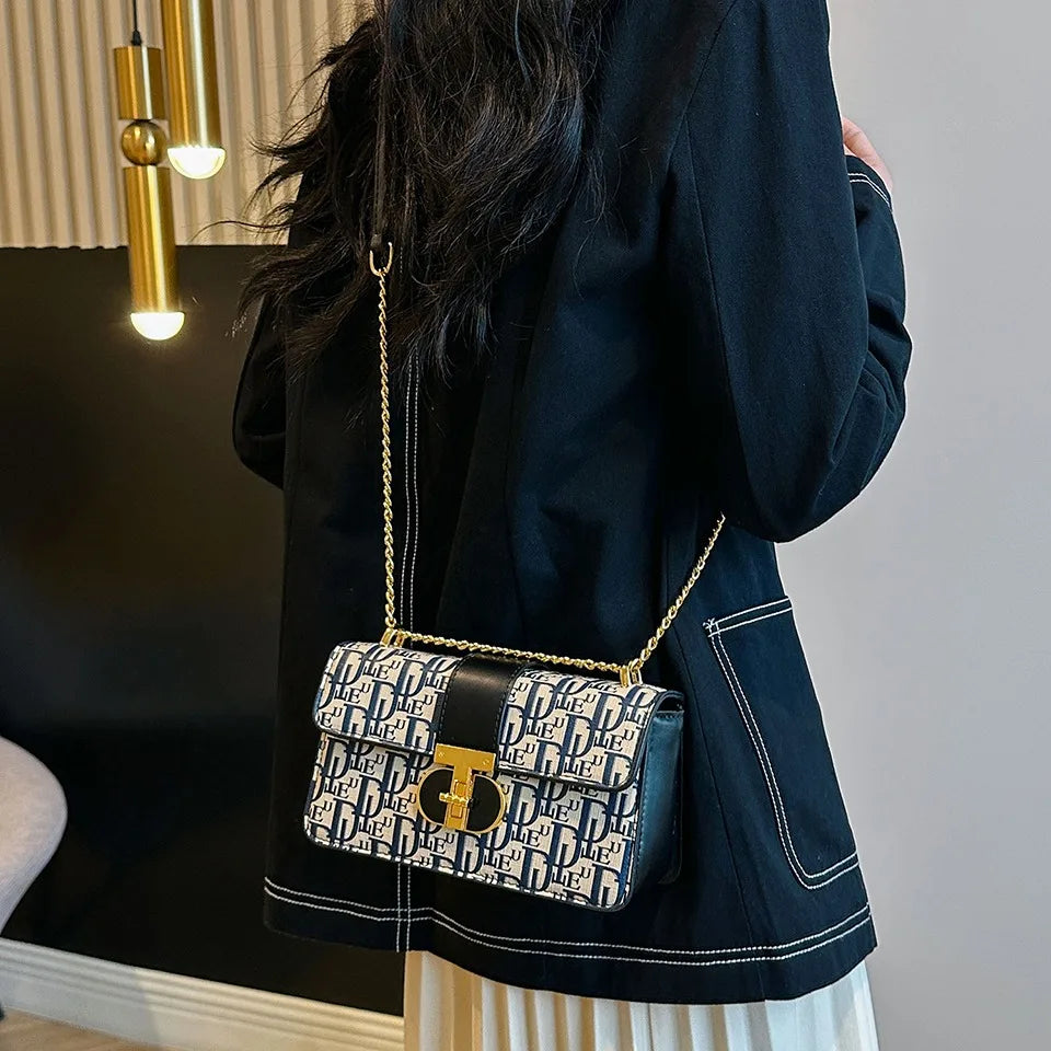 Letter Print Lock Luxury handbags Women Shoulder Bags Designer Crossbody Purses Handbag Chain Strap Clutch Bag 2025 New Small