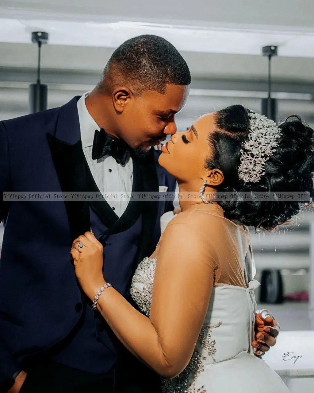 Nigeria Mermaid Wedding Dresses for Bride Sheer Neck Long Sleeve Side Split Ruffles Africa Wedding Reception Gowns Customized