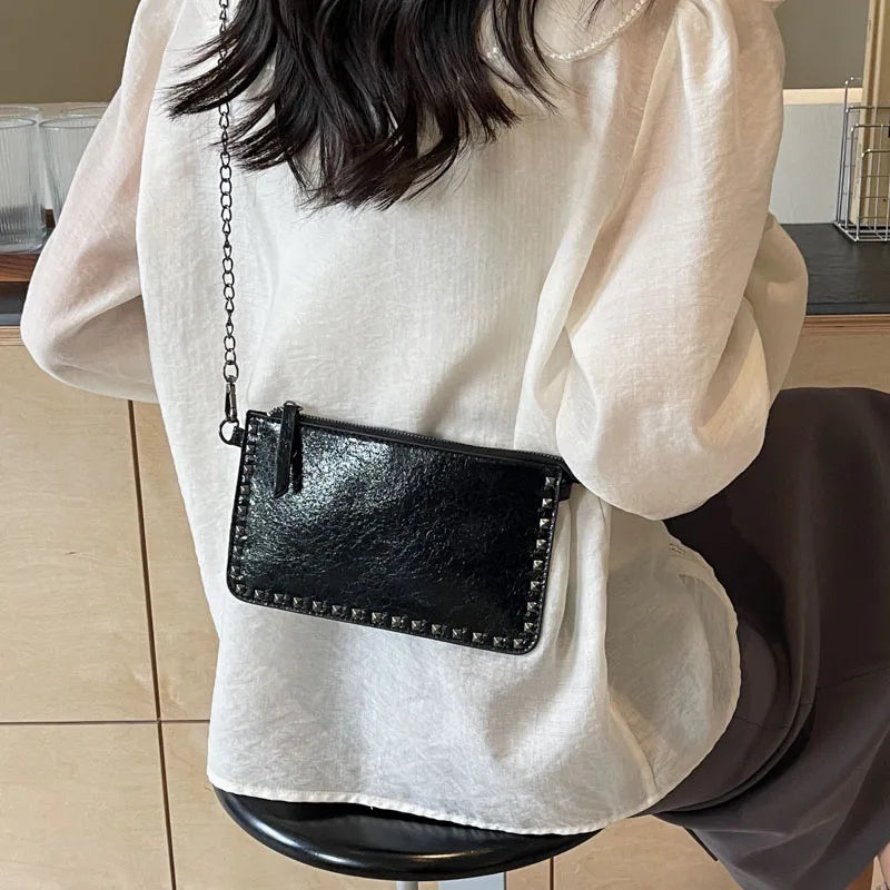 Solid color Design Crossbody Bags For Women Fashion Chain Mobile Phone Purses Fashion Shoulder Messenger Bag Sac A Main Female