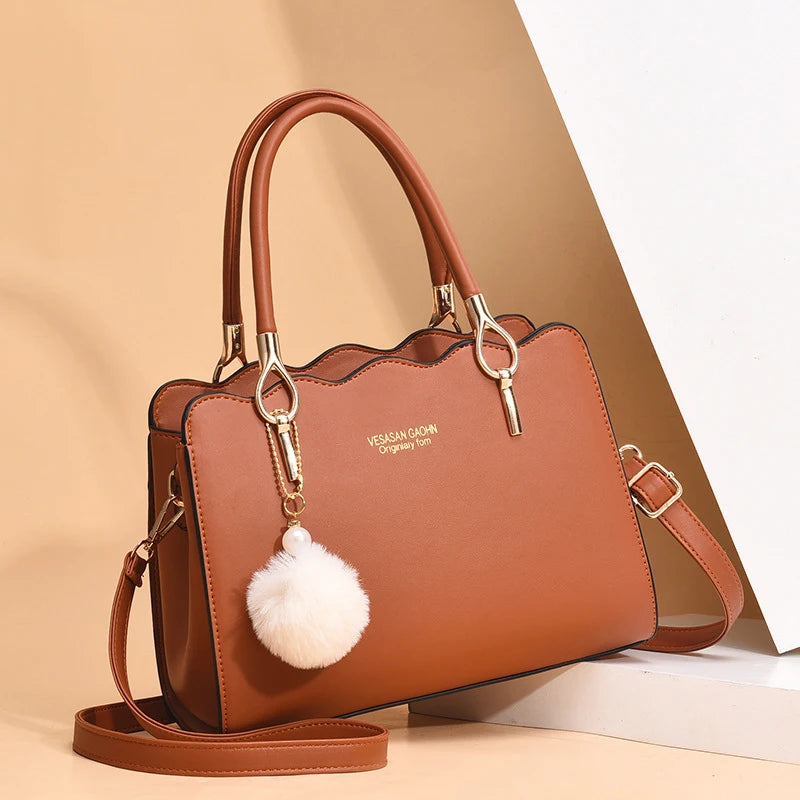 New Fashion Middle Aged Mom Shoulder Crossbody Bag Large Capacity Women's Handbag with Pendant