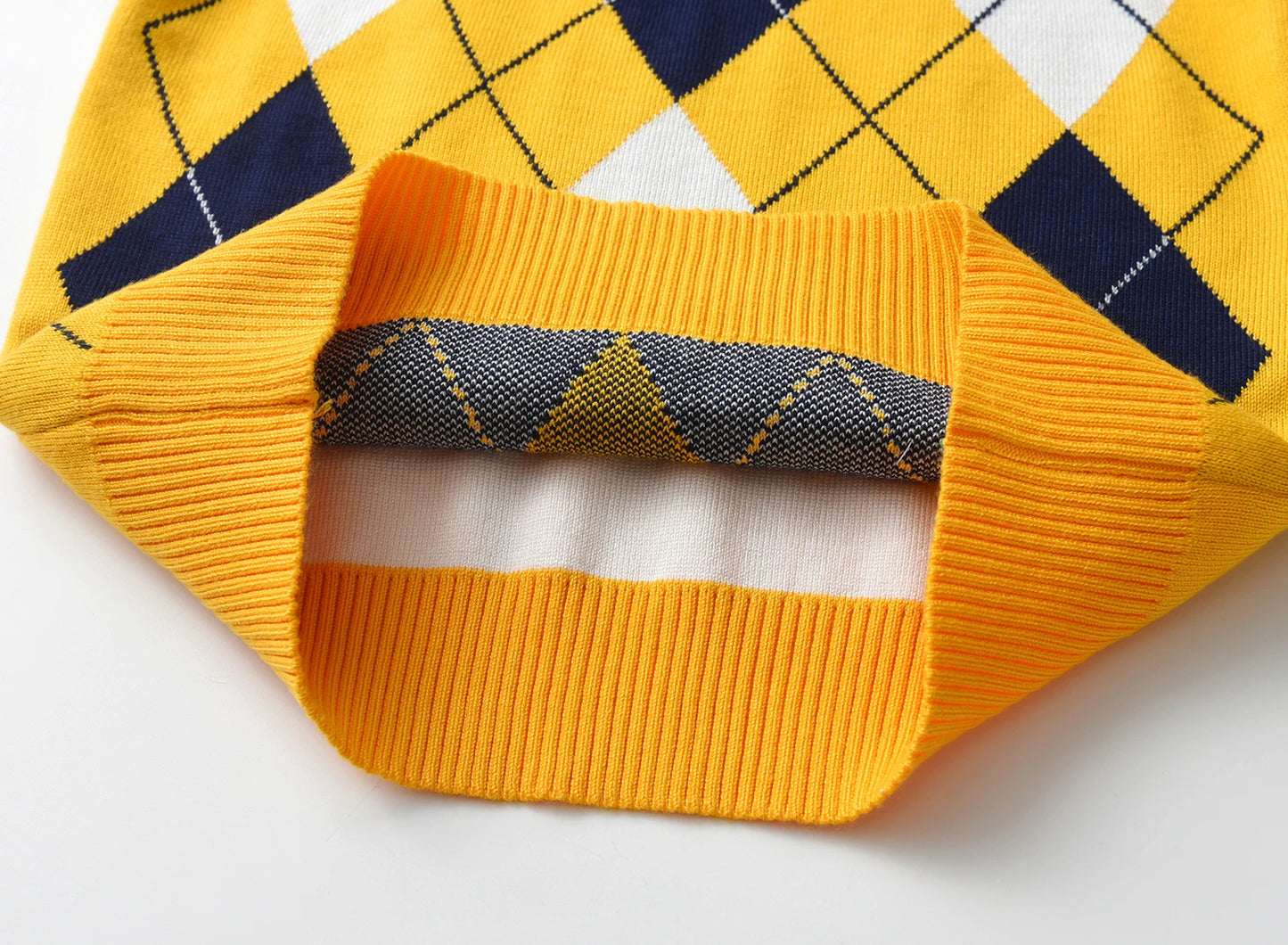 Autumn and winter boy warm sweater plaid lattice long -sleeved sweater college style baby boy knit sweater