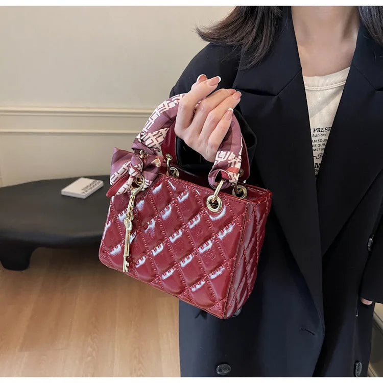 Small And Niche High-End Lurxury Handbag For Women 2024 Fashionable New Diamond Grid Handbag, Single Shoulder Crossbody Bag