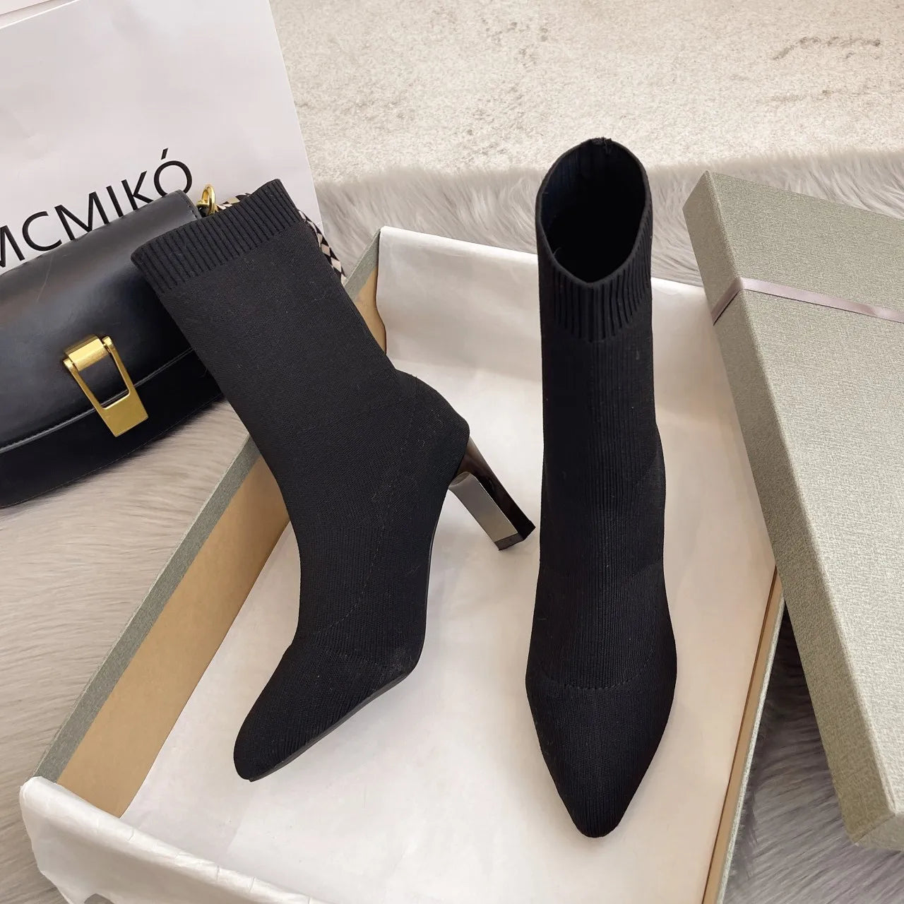 2022 New Winter Women's Shoes Knitted Mid-calf Socks Boots Pointed Toe Stiletto Elastic Designer Women's Boots 35-40