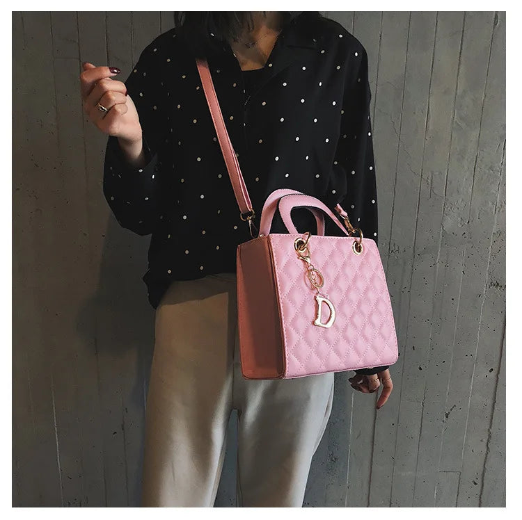 New Fashion Luxury Design Tote Bags for Women Handbags Ladies Shoulder Bags Trending Lingge Chain Crossbody Bag and Purse