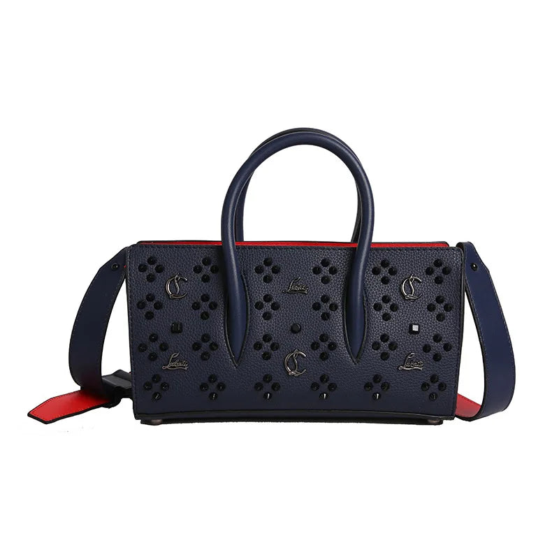 Fashion Women's Classic Luxury Brand Designs A High-quality Single-shoulder Bag That Is Personalized, Casual and Versatile.